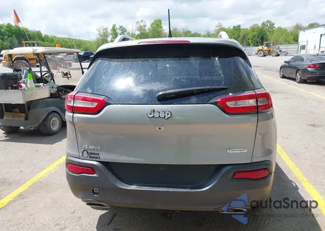 2016 Jeep Cherokee Latitude из США, поврежденный, VIN 1C4PJMCS9GW213469
